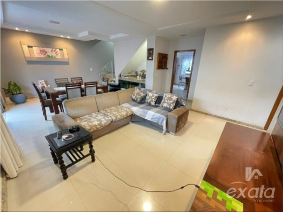 Imagem Casa com 3 Quartos para Alugar ou Temporada, 271 m² em Colina De Laranjeiras - Serra
