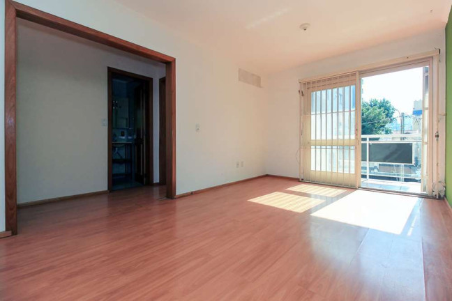 Imagem Imóvel com 2 Quartos à Venda, em Petrópolis - Porto Alegre Imagem Imóvel com 2 Quartos à Venda, em Petrópolis - Porto Alegre