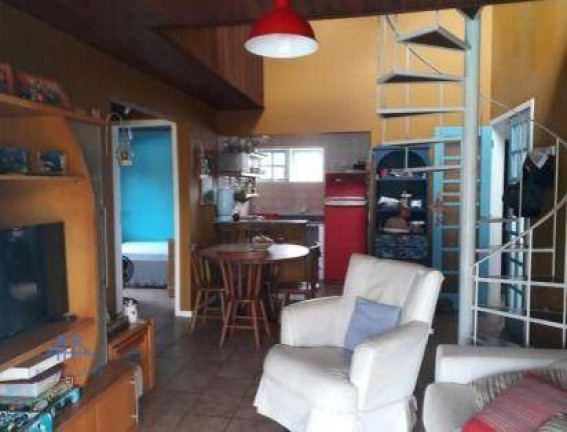 Imagem Casa com 3 Quartos à Venda, 128 m² em São João Do Rio Vermelho - Florianópolis Imagem Casa com 3 Quartos à Venda, 128 m² em São João Do Rio Vermelho - Florianópolis