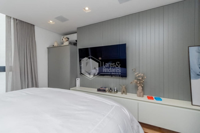 Imagem Casa com 1 Quarto à Venda, 138 m² em Vila Nova Conceição - São Paulo Imagem Casa com 1 Quarto à Venda, 138 m² em Vila Nova Conceição - São Paulo