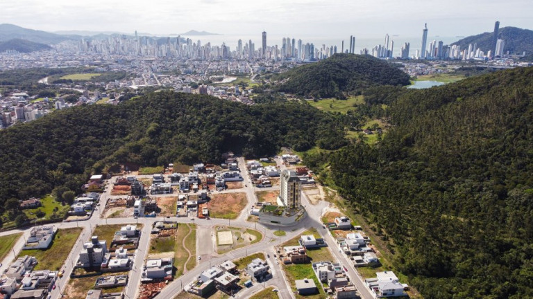 Imagem Apartamento com 2 Quartos à Venda, 81 m² em São Francisco De Assis - Camboriú Imagem Apartamento com 2 Quartos à Venda, 81 m² em São Francisco De Assis - Camboriú