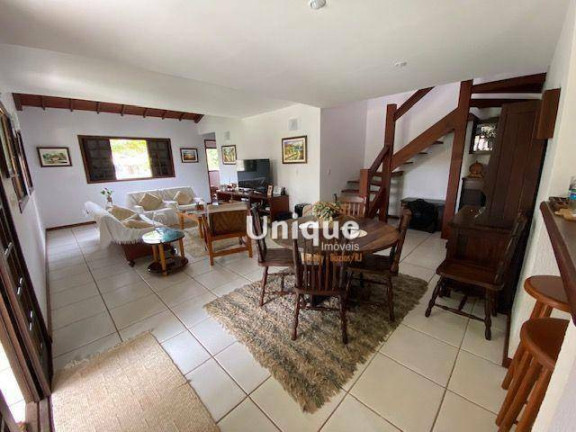 Imagem Casa com 5 Quartos à Venda, 250 m² em Caravelas - Armação Dos Búzios Imagem Casa com 5 Quartos à Venda, 250 m² em Caravelas - Armação Dos Búzios