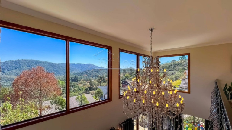 Imagem Casa com 4 Quartos à Venda, 437 m² em Avenida Santa Luzia - Campos Do Jordão Imagem Casa com 4 Quartos à Venda, 437 m² em Avenida Santa Luzia - Campos Do Jordão