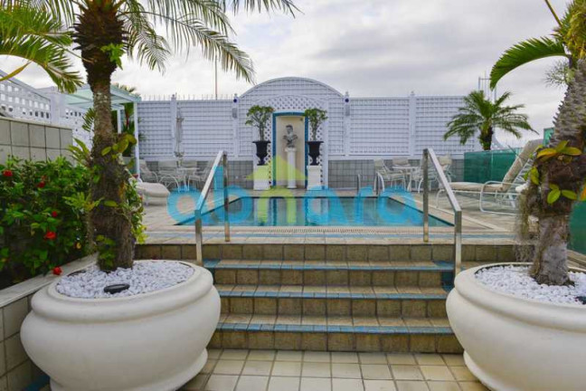 Imagem Cobertura com 5 Quartos à Venda, 1.500 m² em Copacabana - Rio De Janeiro
