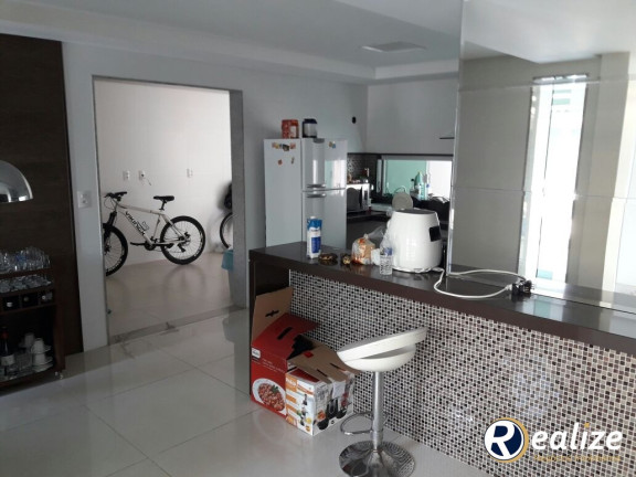 Imagem Casa com 4 Quartos à Venda, 300 m² em Aeroporto - Guarapari Imagem Casa com 4 Quartos à Venda, 300 m² em Aeroporto - Guarapari