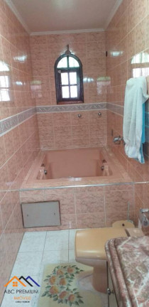 Imagem Sobrado com 4 Quartos à Venda, 313 m² em Parque Marajoara - Santo André