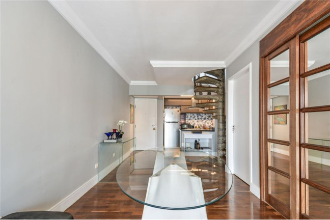 Imagem Imóvel com 2 Quartos à Venda, 144 m² em Moema - São Paulo Imagem Imóvel com 2 Quartos à Venda, 144 m² em Moema - São Paulo