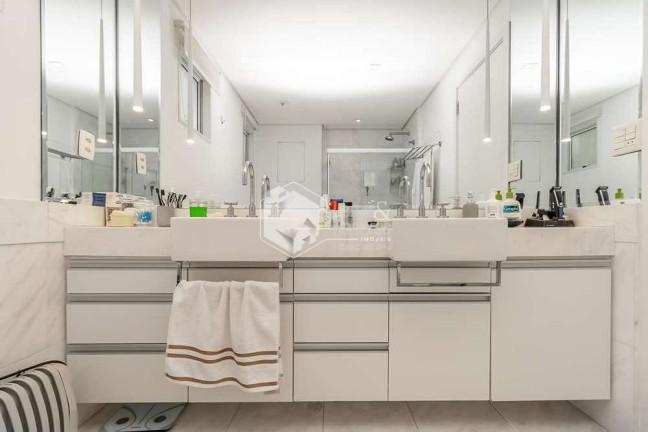 Imagem Apartamento com 2 Quartos à Venda, 146 m² em Vila Nova Conceição - São Paulo Imagem Apartamento com 2 Quartos à Venda, 146 m² em Vila Nova Conceição - São Paulo
