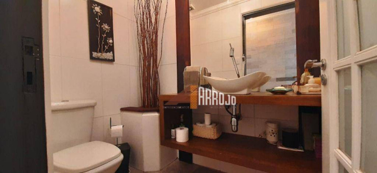Imagem Casa com 3 Quartos à Venda, 370 m² em Vila Mesquita - São Paulo Imagem Casa com 3 Quartos à Venda, 370 m² em Vila Mesquita - São Paulo