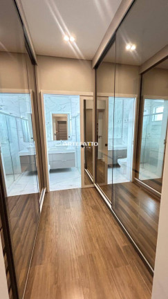 Imagem Casa com 3 Quartos à Venda, 250 m² Imagem Casa com 3 Quartos à Venda, 250 m²
