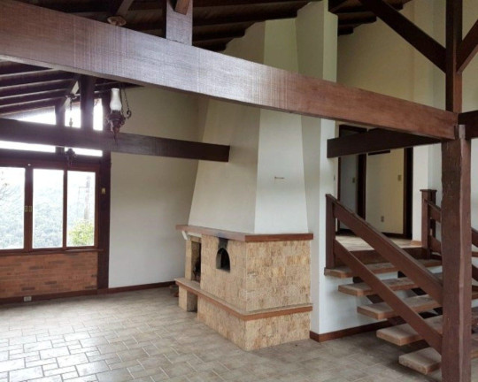 Imagem Casa com 4 Quartos à Venda, 305 m² em Vale Do Paraíso - Teresópolis Imagem Casa com 4 Quartos à Venda, 305 m² em Vale Do Paraíso - Teresópolis