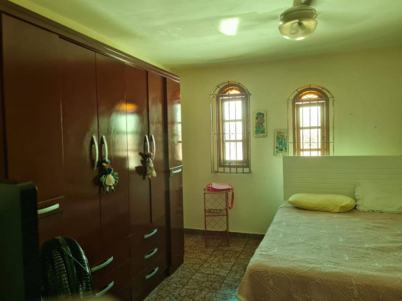 Imagem Casa com 6 Quartos à Venda, 108 m² em Hospício - Araruama Imagem Casa com 6 Quartos à Venda, 108 m² em Hospício - Araruama