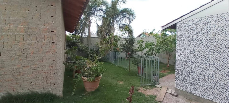 Imagem Casa com 2 Quartos à Venda, 101 m² em Universitário - Tijucas Imagem Casa com 2 Quartos à Venda, 101 m² em Universitário - Tijucas