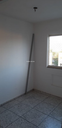 Imagem Imóvel com 3 Quartos à Venda, 60 m² em Campo Grande - Rio De Janeiro Imagem Imóvel com 3 Quartos à Venda, 60 m² em Campo Grande - Rio De Janeiro
