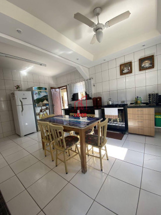 Imagem Casa com 5 Quartos à Venda, 351 m² em Cohapar - Guaratuba Imagem Casa com 5 Quartos à Venda, 351 m² em Cohapar - Guaratuba