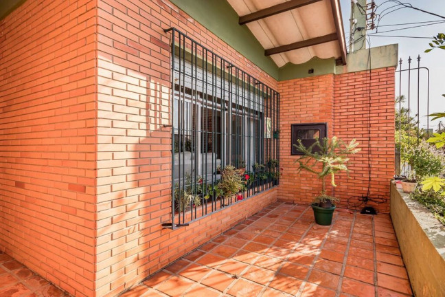 Imagem Imóvel com 4 Quartos à Venda, em Jardim Itu Sabará - Porto Alegre Imagem Imóvel com 4 Quartos à Venda, em Jardim Itu Sabará - Porto Alegre