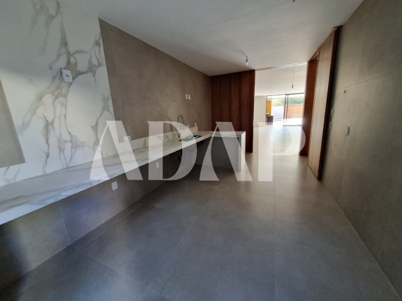 Imagem Casa com 4 Quartos à Venda, 490 m² em Barra Da Tijuca - Rio De Janeiro Imagem Casa com 4 Quartos à Venda, 490 m² em Barra Da Tijuca - Rio De Janeiro