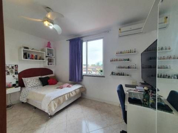 Imagem Casa com 4 Quartos à Venda, 377 m² em Freguesia De Jacarepaguá - Rio De Janeiro