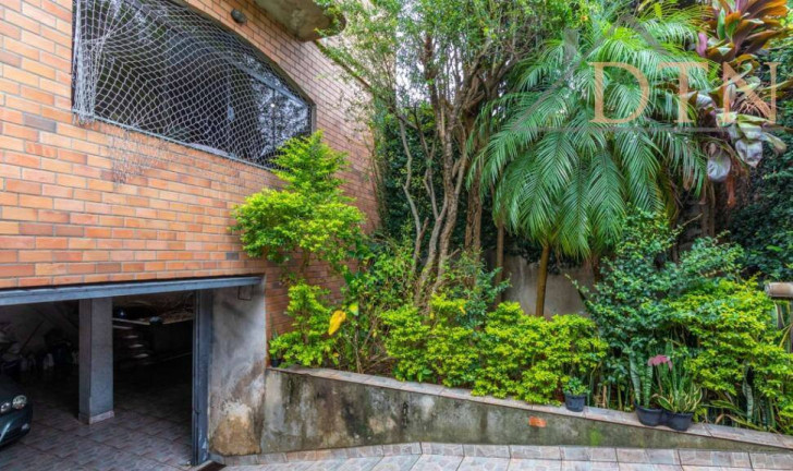 Imagem Casa com 5 Quartos à Venda, 265 m² em Vila Maria Alta - São Paulo