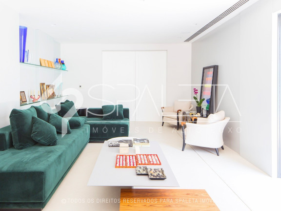Imagem Casa com 3 Quartos à Venda, em Jardins - São Paulo Imagem Casa com 3 Quartos à Venda, em Jardins - São Paulo