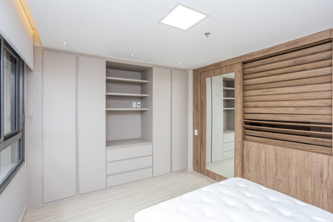 Imagem Apartamento com 1 Quarto à Venda, 43 m² em Petrópolis - Porto Alegre