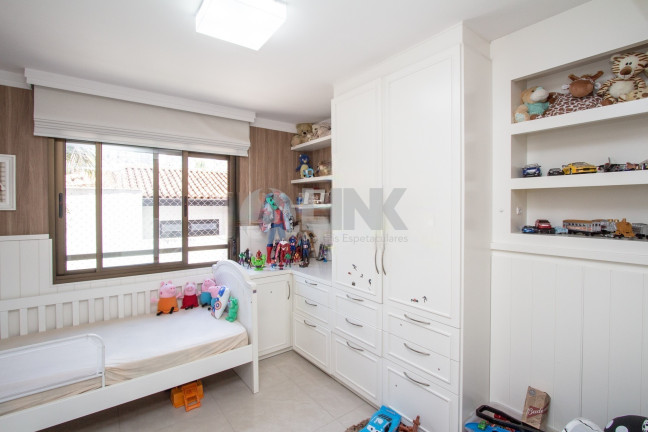 Imagem Apartamento com 3 Quartos à Venda, 181 m² em Mont Serrat - Porto Alegre Imagem Apartamento com 3 Quartos à Venda, 181 m² em Mont Serrat - Porto Alegre