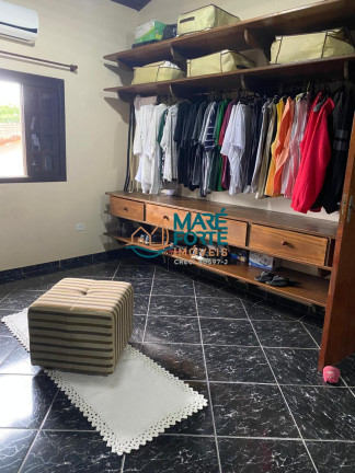 Imagem Sobrado com 4 Quartos à Venda, 220 m² em Jardim Samambaia - Ubatuba Imagem Sobrado com 4 Quartos à Venda, 220 m² em Jardim Samambaia - Ubatuba