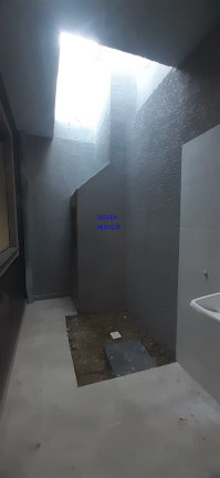 Imagem Casa com 2 Quartos à Venda, 42 m² em Tatuquara - Curitiba