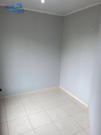 Imagem Casa com 3 Quartos à Venda, 100 m² em Santa Terezinha - Colombo Imagem Casa com 3 Quartos à Venda, 100 m² em Santa Terezinha - Colombo