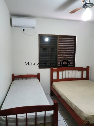 Imagem Casa com 3 Quartos para Temporada, em Centro - Guaratuba Imagem Casa com 3 Quartos para Temporada, em Centro - Guaratuba