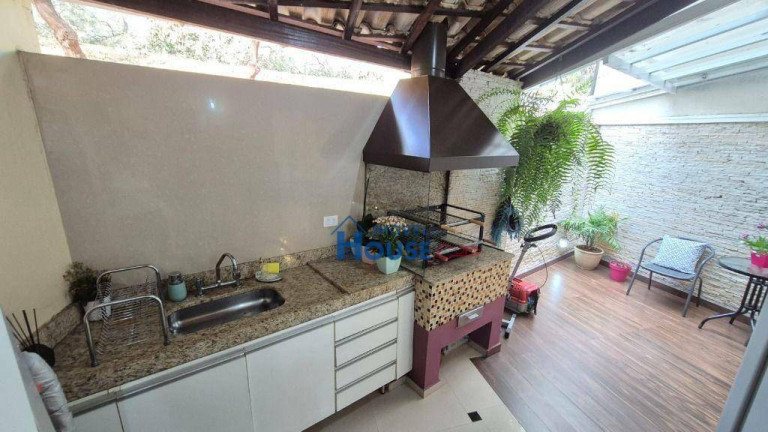 Imagem Casa com 3 Quartos à Venda, 157 m² em Jardim Rebelato - Cotia Imagem Casa com 3 Quartos à Venda, 157 m² em Jardim Rebelato - Cotia