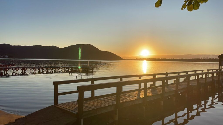 Imagem Casa com 3 Quartos à Venda, 284 m² em Lagoa Da Conceição - Florianópolis Imagem Casa com 3 Quartos à Venda, 284 m² em Lagoa Da Conceição - Florianópolis