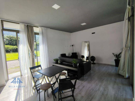 Casa com 2 Quartos à Venda, 172 m² em Ratones - Florianópolis