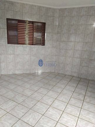 Imagem Sobrado com 3 Quartos à Venda, 252 m² em Centro - Anápolis Imagem Sobrado com 3 Quartos à Venda, 252 m² em Centro - Anápolis