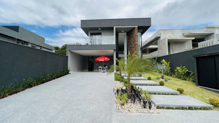 Imagem Casa com 5 Quartos à Venda, 335 m² em Riviera De São Lourenço - Bertioga Imagem Casa com 5 Quartos à Venda, 335 m² em Riviera De São Lourenço - Bertioga