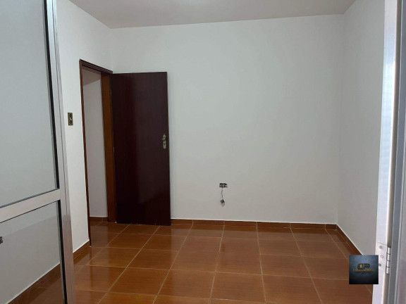Imagem Casa com 4 Quartos à Venda, 318 m² em Jardim Las Vegas - Santo André Imagem Casa com 4 Quartos à Venda, 318 m² em Jardim Las Vegas - Santo André