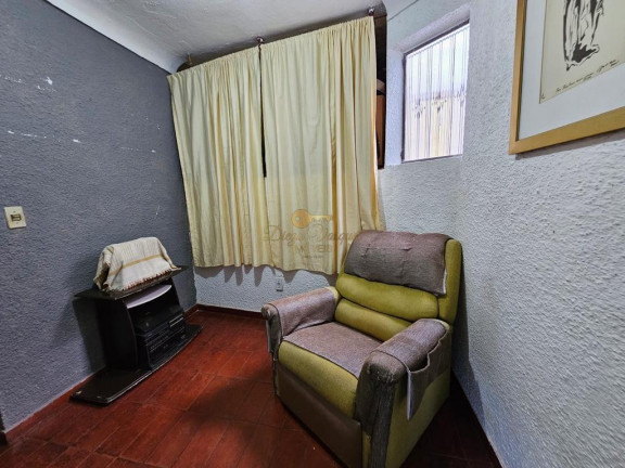 Imagem Casa com 3 Quartos à Venda, 324 m² em Vila Muqui - Teresópolis