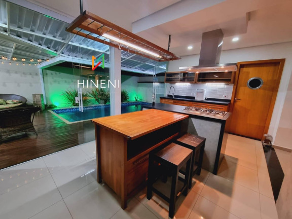 Imagem Casa com 3 Quartos à Venda, em Atibaia Imagem Casa com 3 Quartos à Venda, em Atibaia