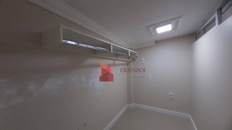 Imagem Sala Comercial para Alugar, 55 m² em Centro - Itajaí Imagem Sala Comercial para Alugar, 55 m² em Centro - Itajaí