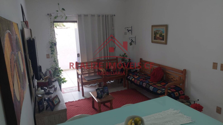 Imagem Apartamento com 2 Quartos à Venda, 90 m² em Palmeiras - Cabo Frio