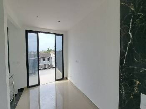Imagem Sobrado com 3 Quartos à Venda, 141 m² em Balneário Gaivotas - Matinhos