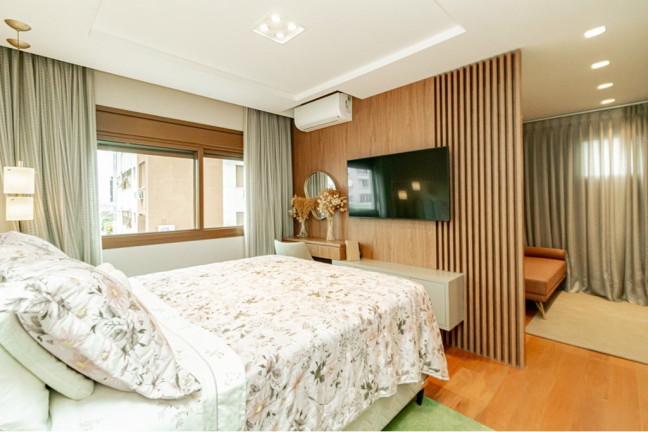 Imagem Apartamento com 3 Quartos à Venda, 153 m² em Menino Deus - Porto Alegre Imagem Apartamento com 3 Quartos à Venda, 153 m² em Menino Deus - Porto Alegre