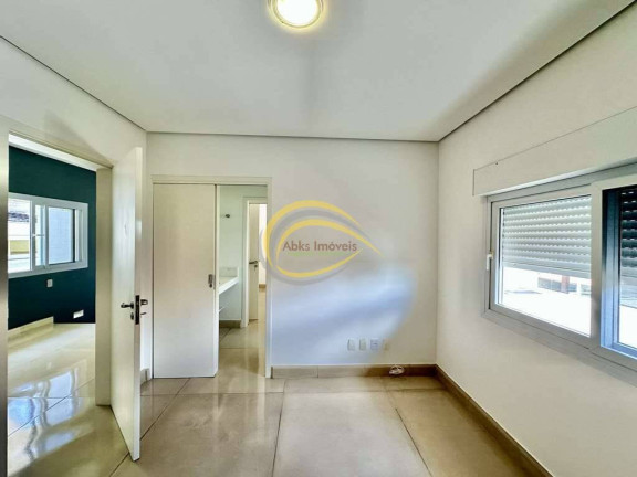 Imagem Casa com 4 Quartos à Venda, 358 m² em Golf Village - Carapicuíba Imagem Casa com 4 Quartos à Venda, 358 m² em Golf Village - Carapicuíba