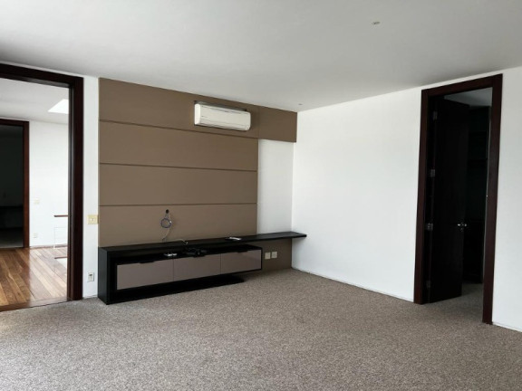 Imagem Casa com 3 Quartos à Venda, 850 m² em Jardim América - São Paulo Imagem Casa com 3 Quartos à Venda, 850 m² em Jardim América - São Paulo