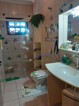 Imagem Casa com 3 Quartos à Venda, 196 m² em Centro - Penha Imagem Casa com 3 Quartos à Venda, 196 m² em Centro - Penha
