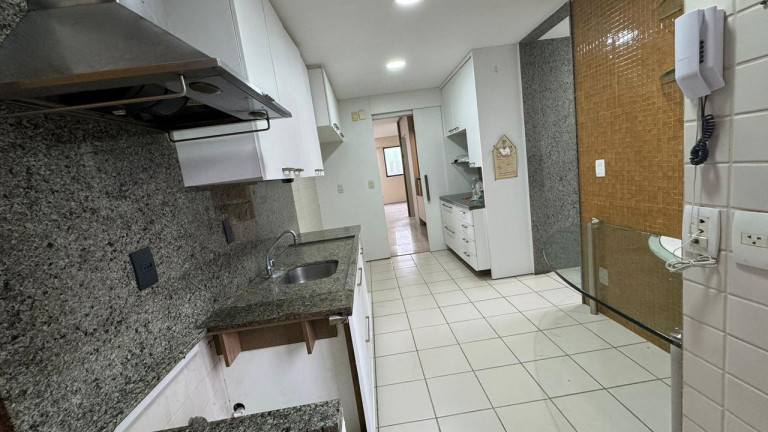 Imagem Apartamento com 3 Quartos à Venda, 137 m² em Casa Forte - Recife Imagem Apartamento com 3 Quartos à Venda, 137 m² em Casa Forte - Recife