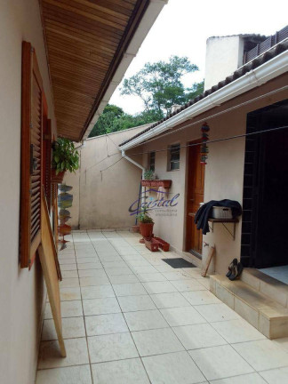 Imagem Casa com 5 Quartos à Venda, 190 m² em Granja Viana - Carapicuíba Imagem Casa com 5 Quartos à Venda, 190 m² em Granja Viana - Carapicuíba