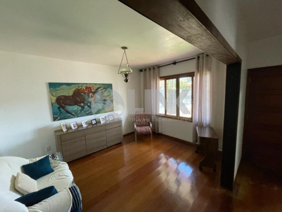 Imagem Casa com 3 Quartos à Venda, 363 m² em Tristeza - Porto Alegre Imagem Casa com 3 Quartos à Venda, 363 m² em Tristeza - Porto Alegre