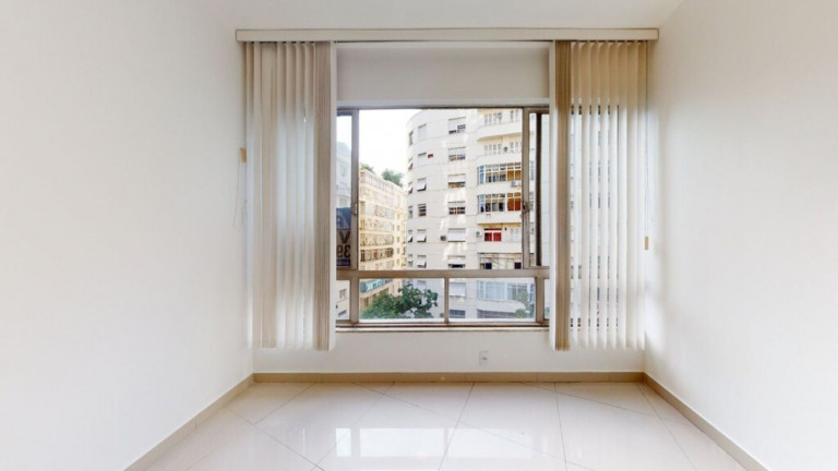 Imagem Imóvel com 3 Quartos à Venda, 130 m² em Flamengo - Rio De Janeiro Imagem Imóvel com 3 Quartos à Venda, 130 m² em Flamengo - Rio De Janeiro