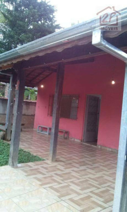 Imagem Casa com 3 Quartos à Venda, 160 m² em Centro - São Francisco Xavier Imagem Casa com 3 Quartos à Venda, 160 m² em Centro - São Francisco Xavier